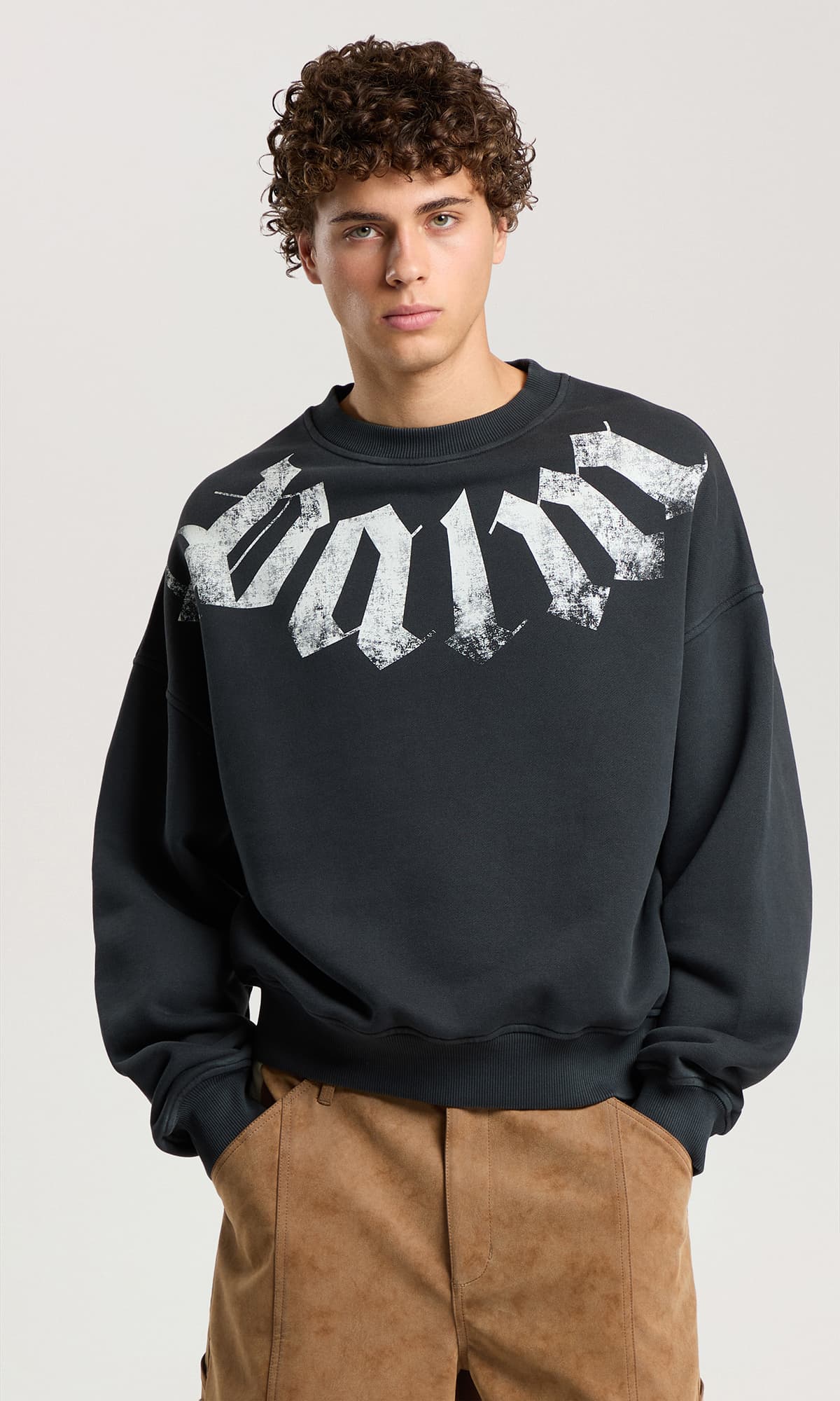 BIG NECK LOGO LOOSE CREW